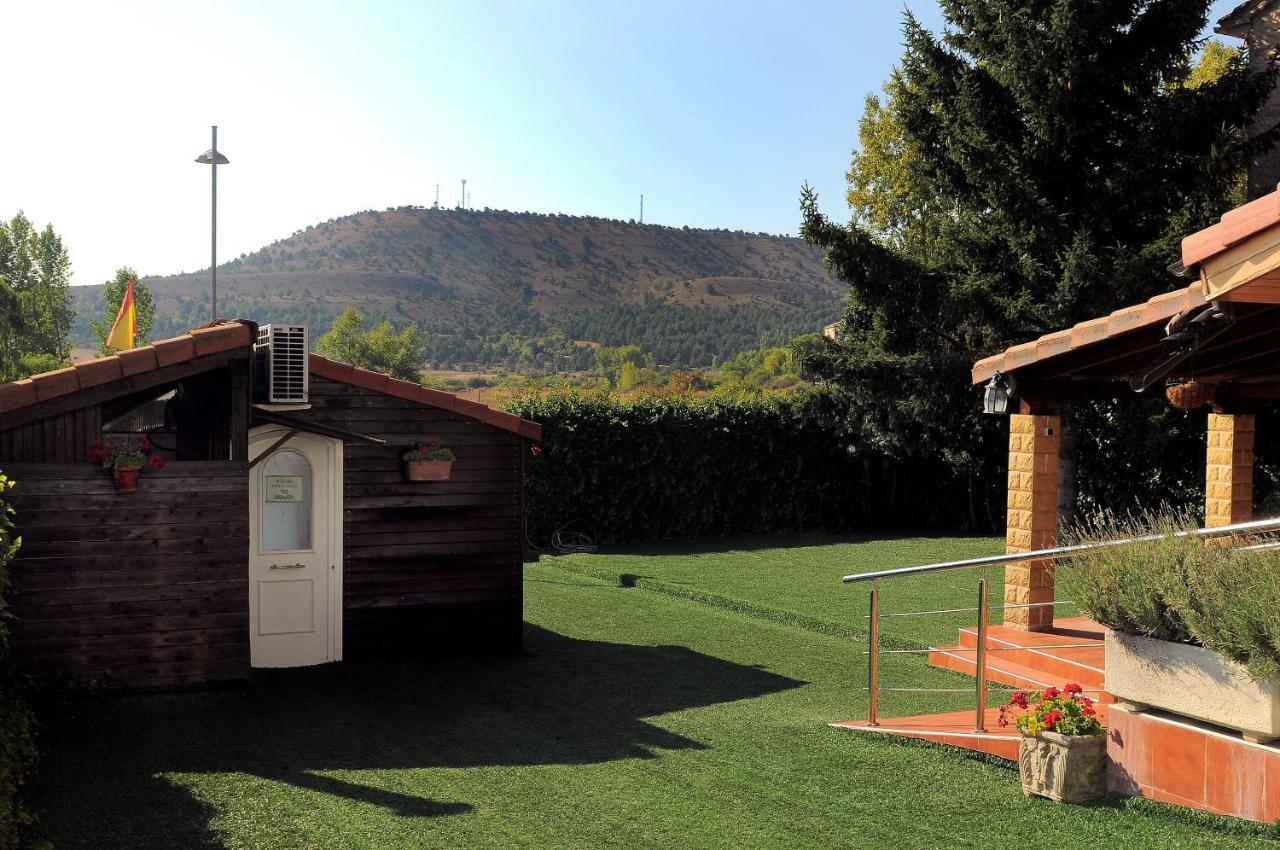 Casa De La Hiedra Soria Villa Buitenkant foto